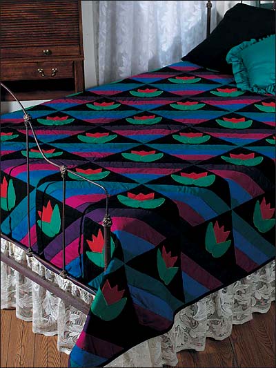 Amish Tulips Bed Quilt